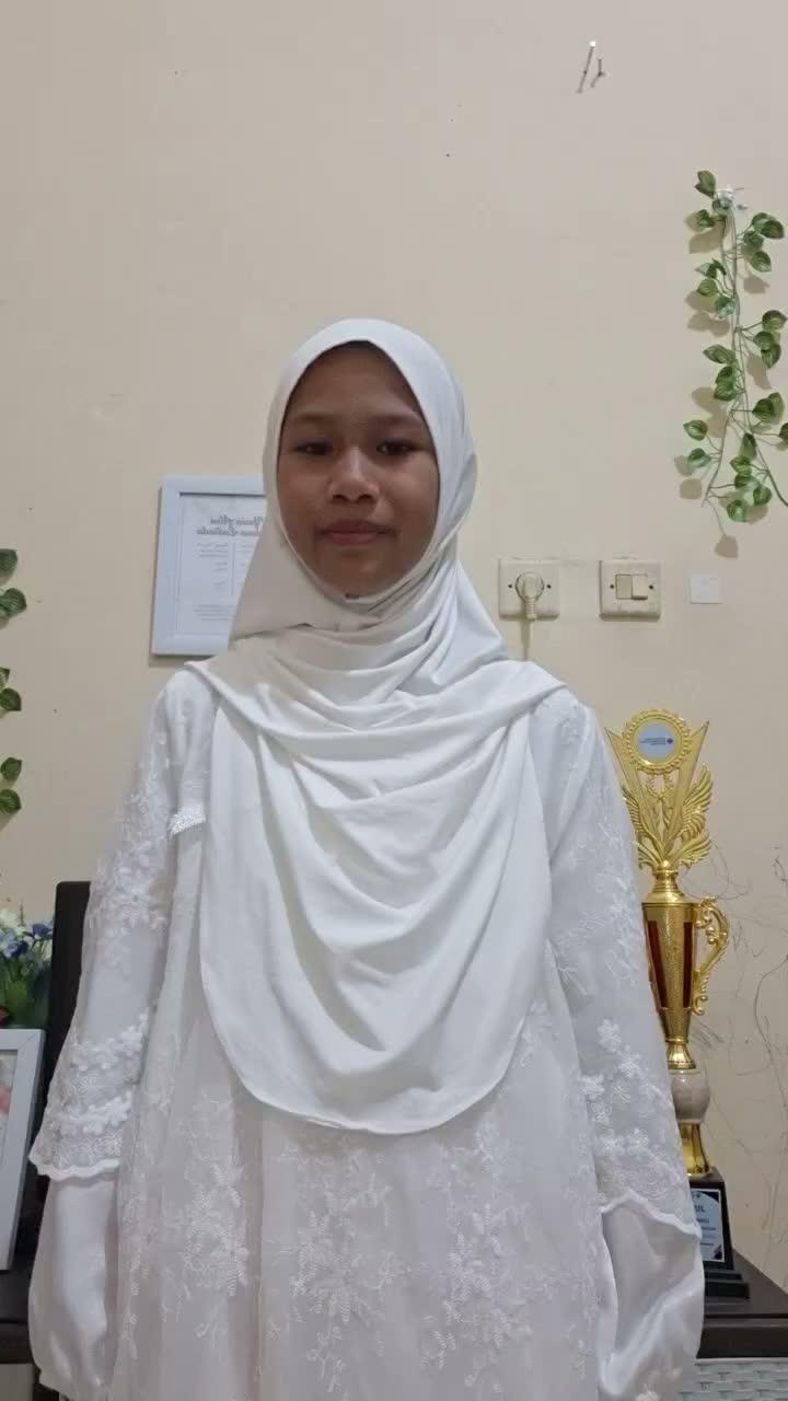 HAFIZ2027 YASINTA JANNAH LADIARTA SURABAYA 11 TAHUN 4 JUZ