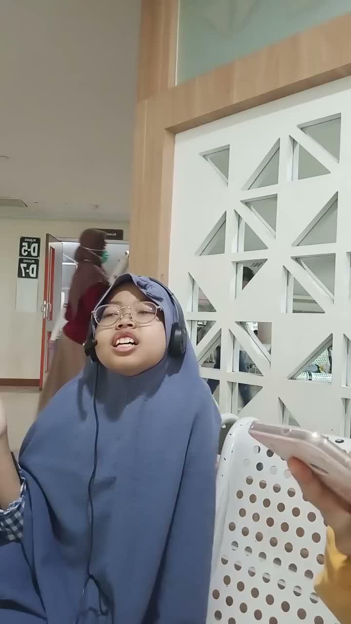 tebak Surah yuukk... 
sambil nunggu antrian farmasi di RSDS 🥹 

#kahayaaisha
#hafidzindonesia2027 