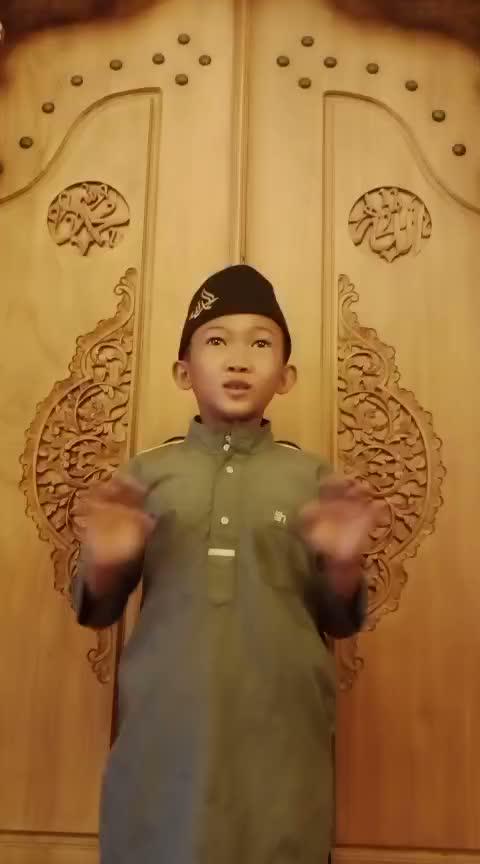 bismillahirrahmanirrahim...
perkenalan saya Haziq huffaz ar royyan usia saya 9 tahun asal dari Bogor hafalan saya 3 juz .motivasi saya : Men