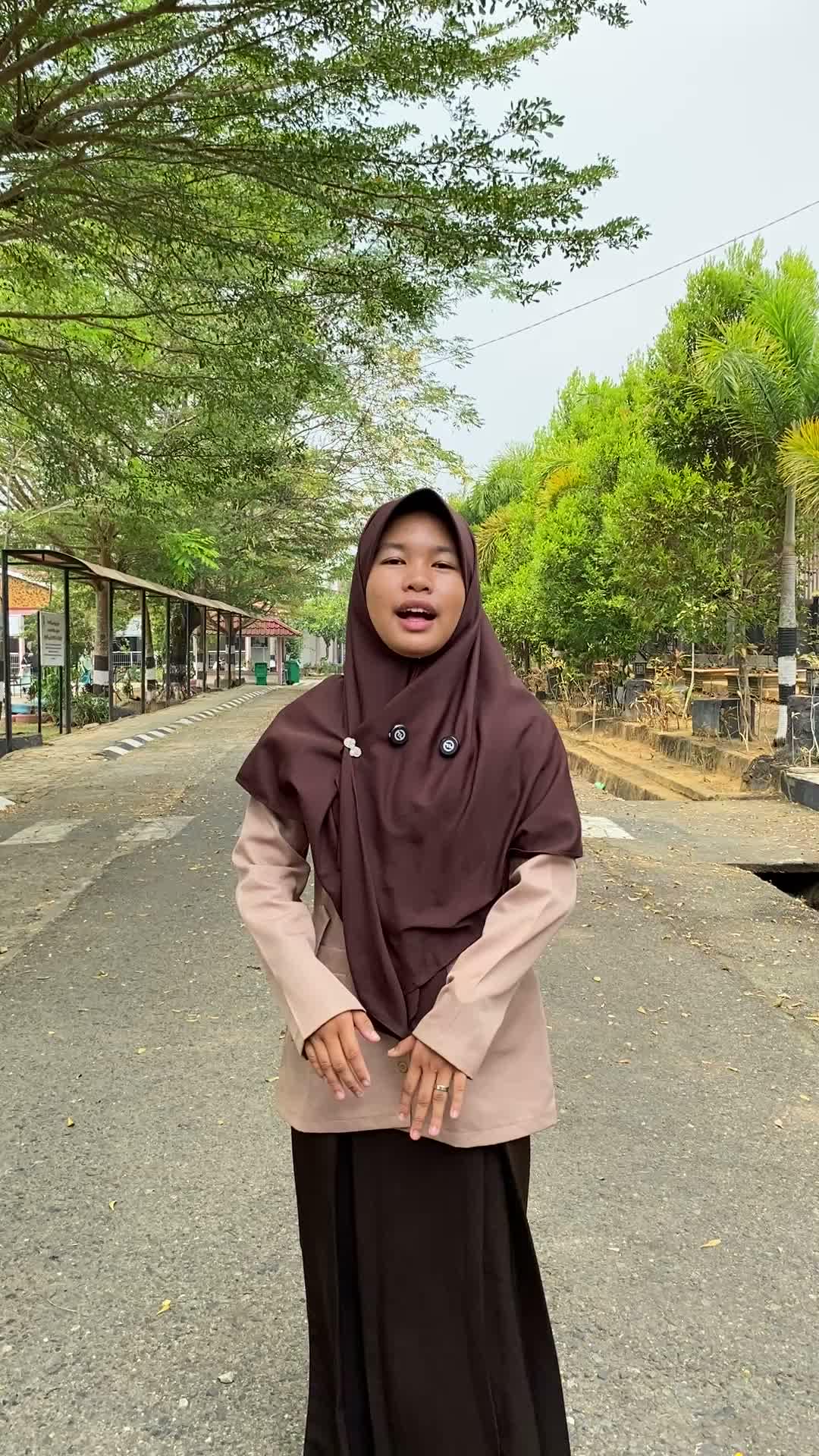 HAFIZ2027 ATHIFA URFA MUARA BUNGO, JAMBI 12 TAHUN JUMLAH HAFALAN 3 JUZ 