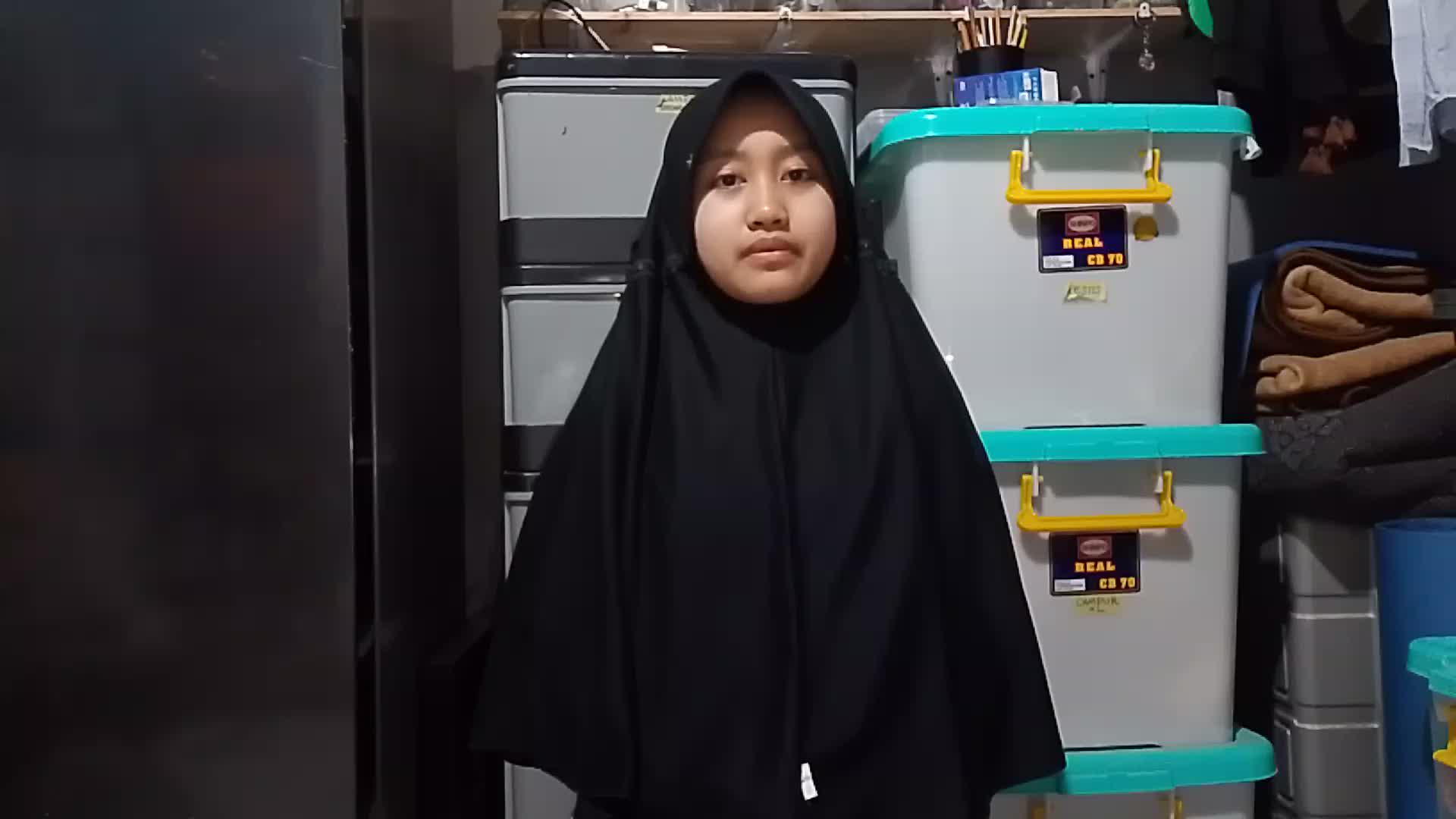HAFIZ2027 - SAYYIDAH FATHIMAH AZ-ZAHRA KHAIRA AN-NISA' - KOTA JAKARTA - 11 TAHUN 8 BULAN - MEMILIKI HAFALAN 3,5JUZ.