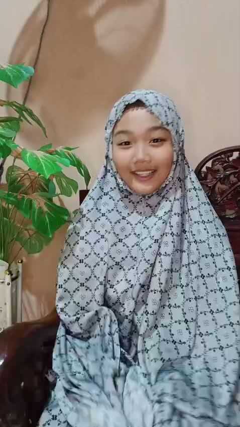  # HAFIDZ 2027 Aisyah nouvaliyah Arifin Lamongan 12th ( 4juz 30,1,2,3)