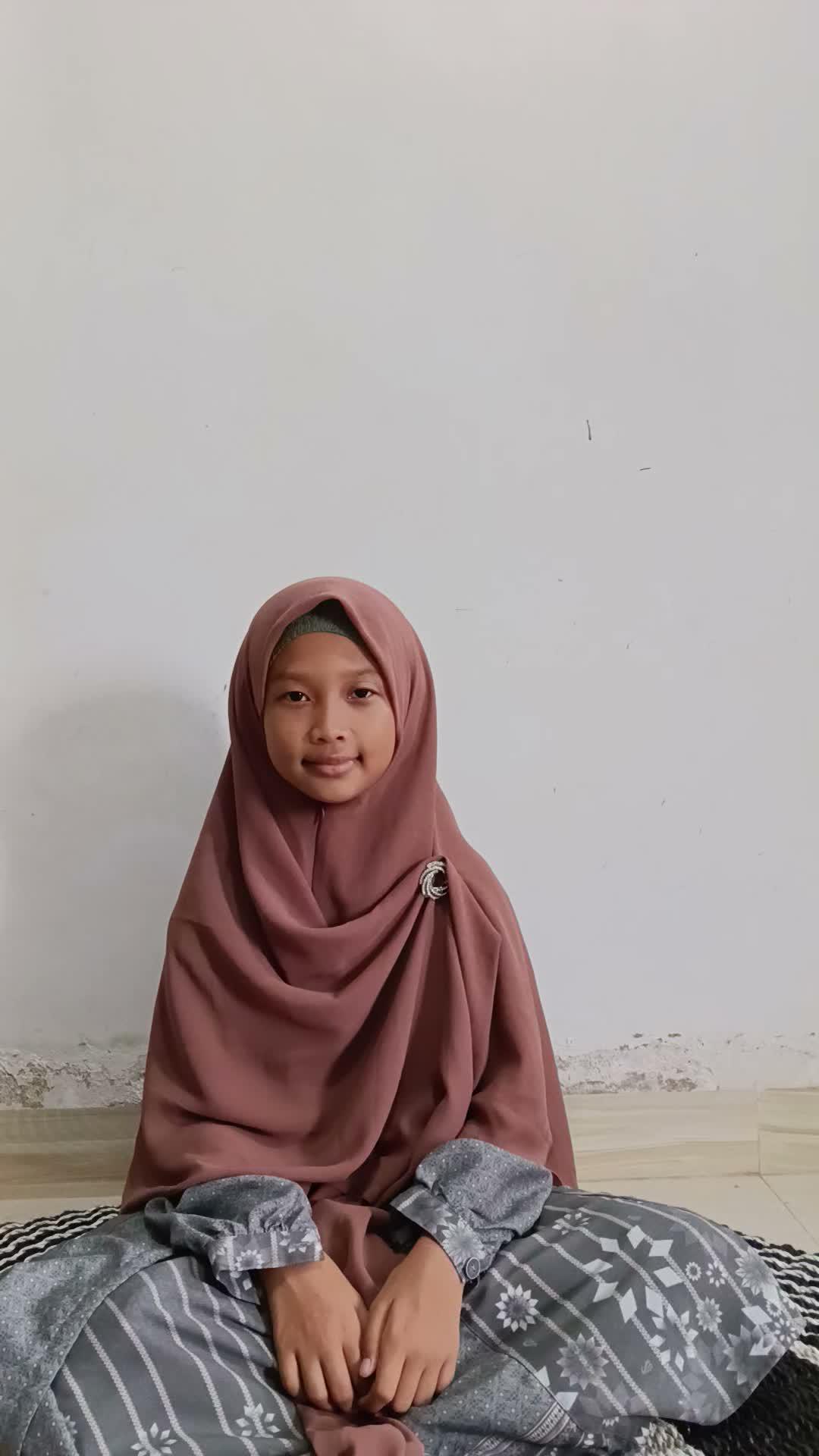HAFIZ2027 NAZIHA KHAIRINA AZZAHRA PEKANBARU 10TAHUN 3JUZ 
 #AudisiHafiz2027 
