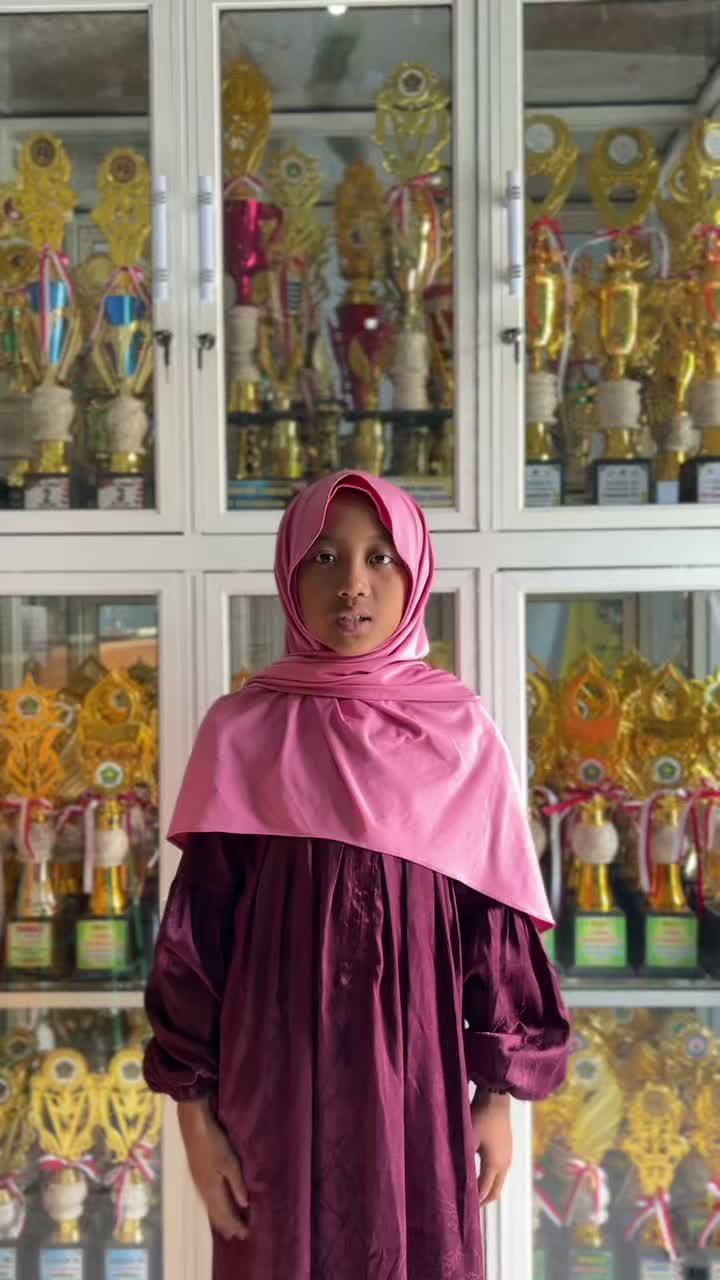 HAFIZ2027 ZIDNY SYARIFA RAHMATAL MINAN PATI 12 TAHUN HAFALAN 21 JUZ #hafizindonesia2027  #hafizindonesia #Pati_Jawa_tengah 