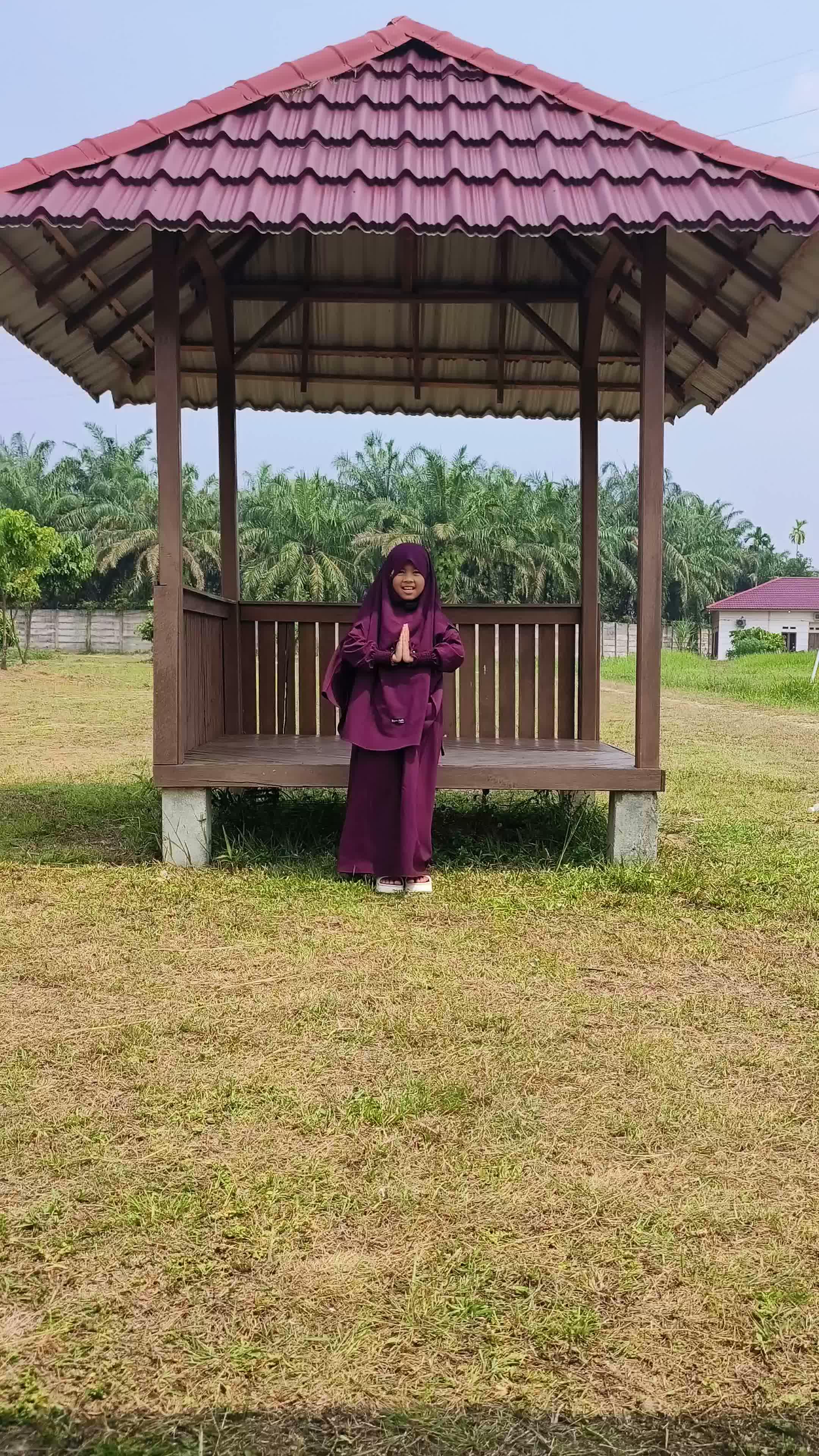 HAFIZ2027
AT-TAQIYATUL HAFIYAH
PEKANBARU RIAU
8 Tahun
5 Juz (30, 29, 1, 2, 3) 
 #Hafiz Indonesia 2027  #Cinta Al-Quran